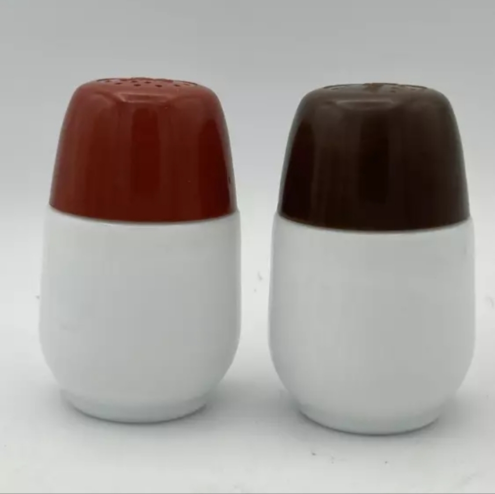 Vintage Gemco Salt and Pepper Shakers